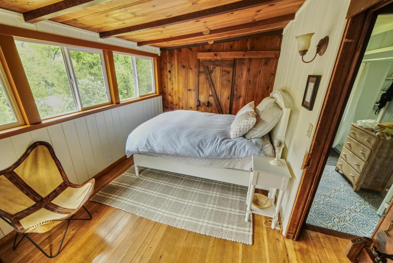 Rivers Breeze Relaxing Riverside Cabin With Private Suite Kayaks Healdsburg Dış mekan fotoğraf